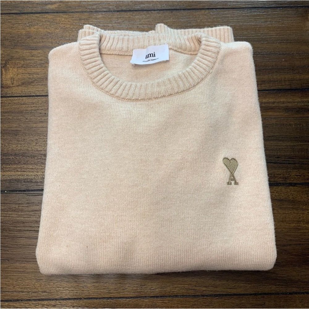 Ami Men's Cream Crewneck Sweater
Size Large EUC
